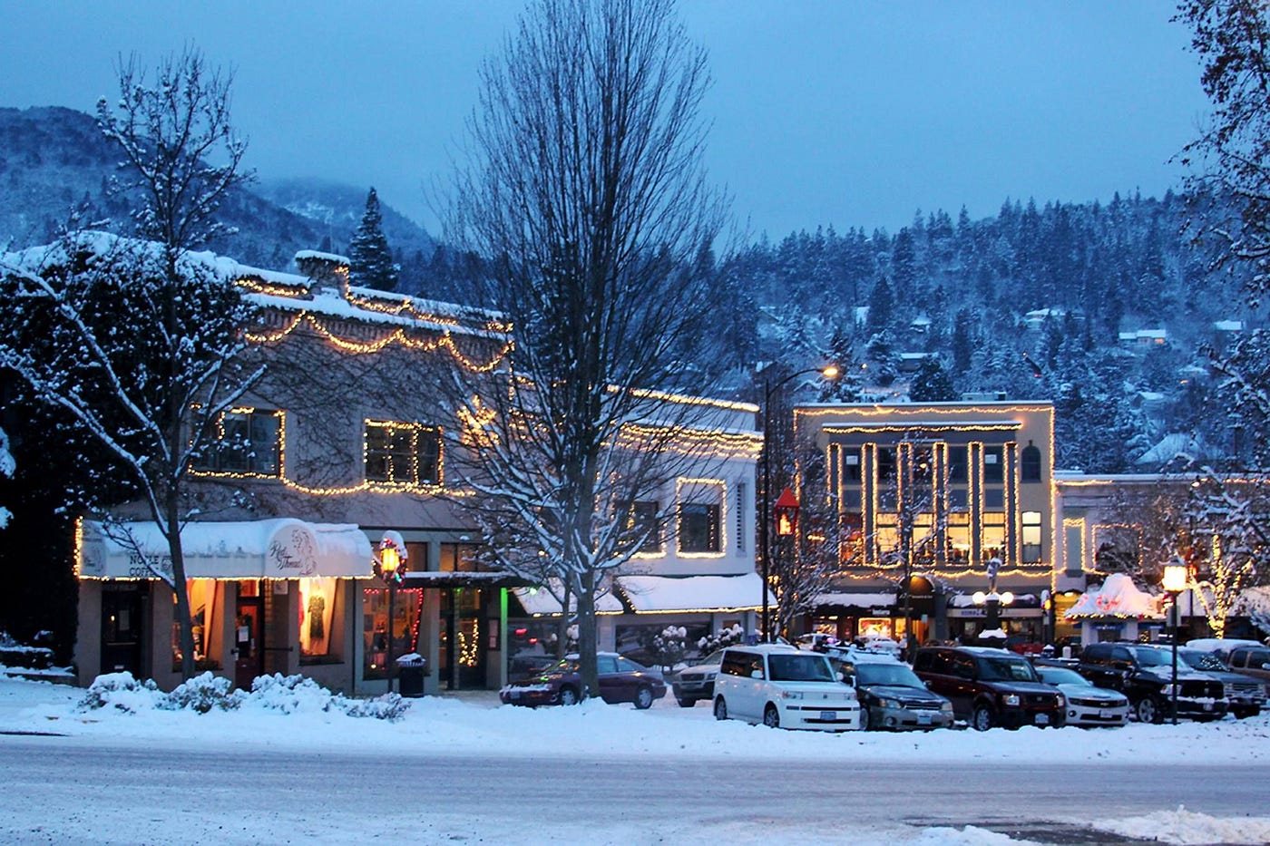 Downtown Ashland OR snowy winter