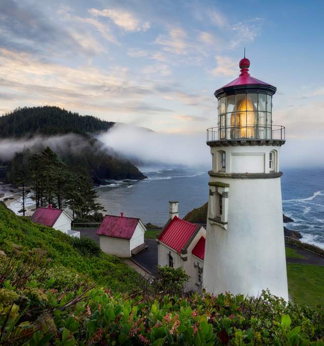 Heceta Head Lighthouse above the Oregon coast